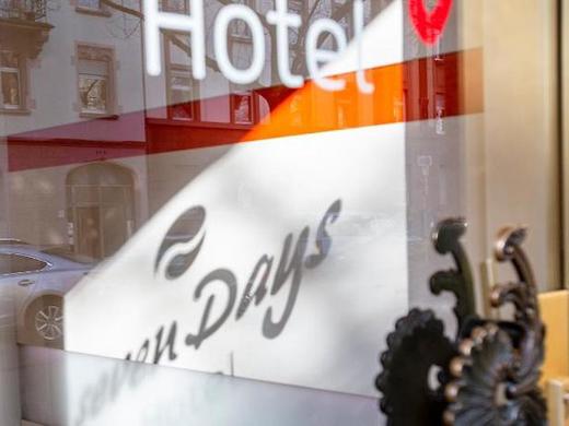 sevenDays Hotel BoardingHouse Karlsruhe