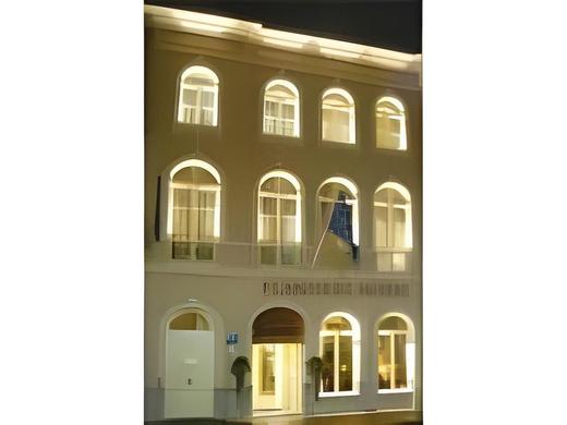 Flanders Hotel - Hampshire Classic