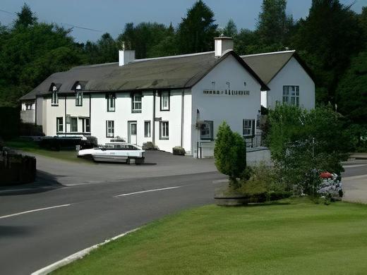 Bridge of Cally Hotel