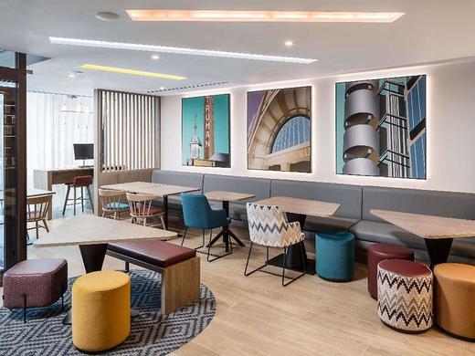 Hampton by Hilton London City