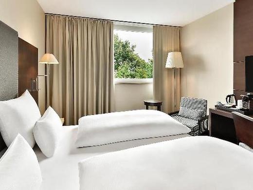 NH Stuttgart Airport