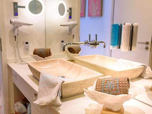 YachtHotel Helvetia Spa- und Wellnessdomizil