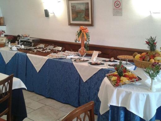 Al Pescatore Hotel & Restaurant