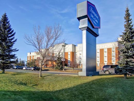 Hampton Inn & Suites by Hilton Calgary-Airport