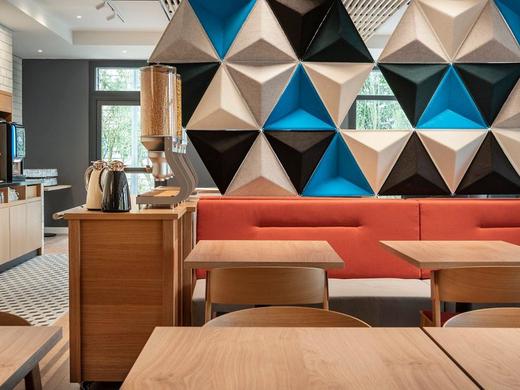 Holiday Inn Express Marne La Vallee Val D Europe