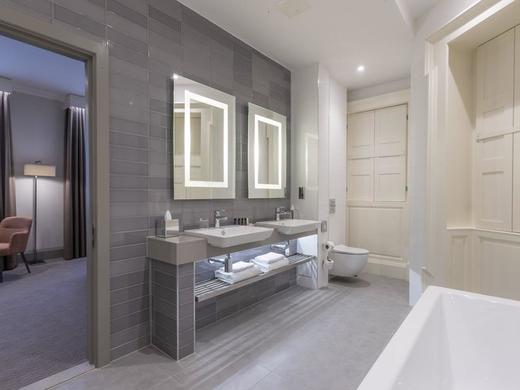 Clayton Hotel Charlemont