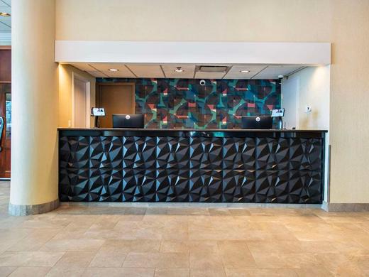 GEC GRANVILLE SUITES