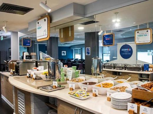 Holiday Inn Express Glasgow - City Centre Riverside