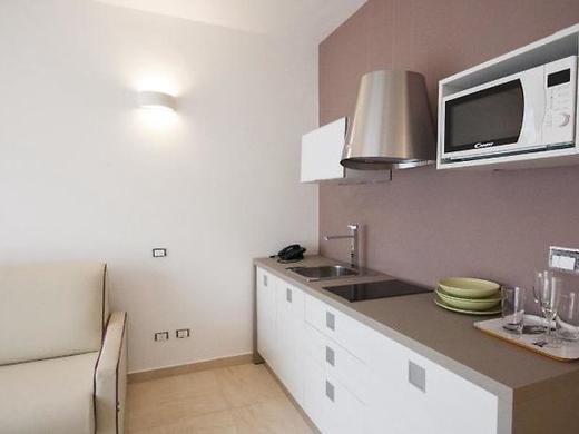 Zeus Residence Hotel