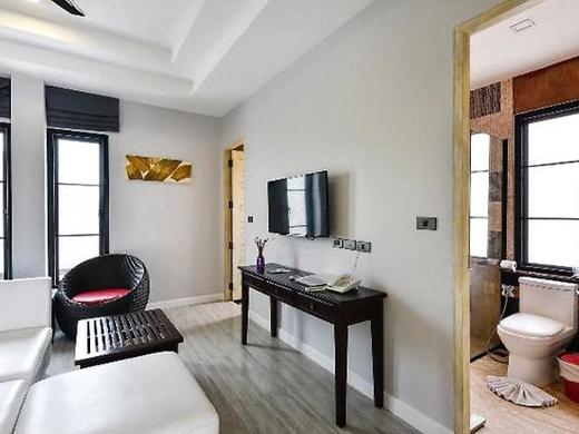 Coco Retreat Phuket Resort and Spa