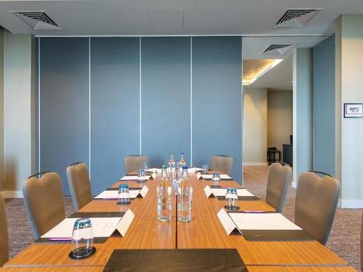 Crowne Plaza Aberdeen Airport