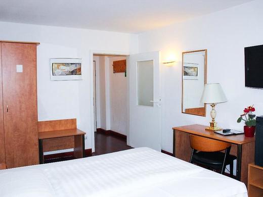 Batavia demnächst rugs HOTEL Dusseldorf