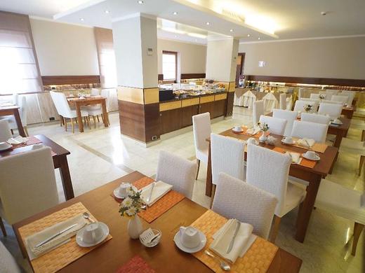 Suites & Residence Hotel