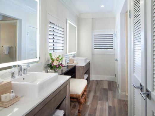 The Pier House Resort and Spa