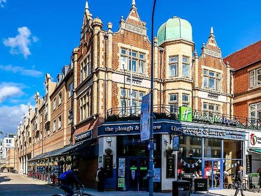 Holiday Inn Express Hammersmith