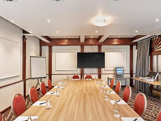 Ramada Frankfurt Airport-West