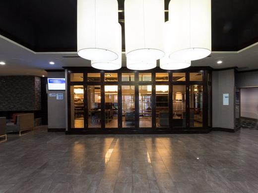 Holiday Inn Express Edmonton Downtown