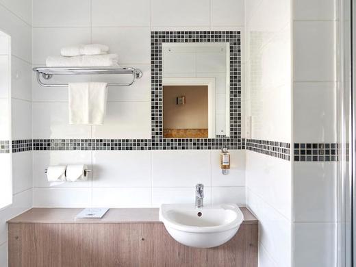 Antoinette Hotel Wimbledon