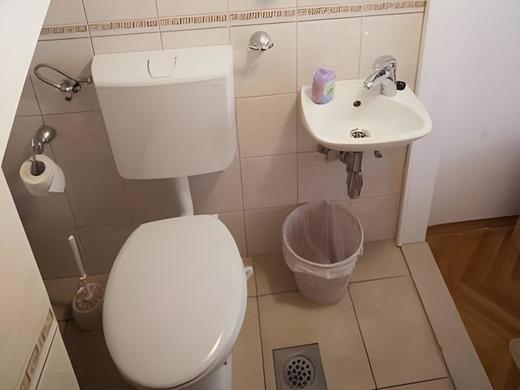 Private Accomodation Linda