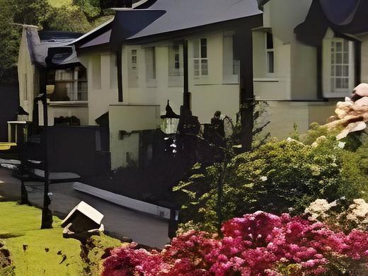 BrookLodge Hotel & Wells Spa