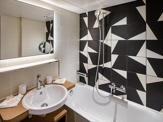 Swiss Chocolate by Fassbind