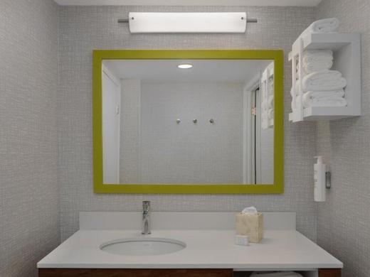 Hampton Inn & Suites by Hilton Toronto Downtown