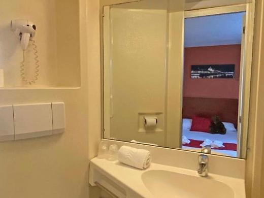 Hôtel initial by balladins Lyon / Villefranche-Sur-Saône