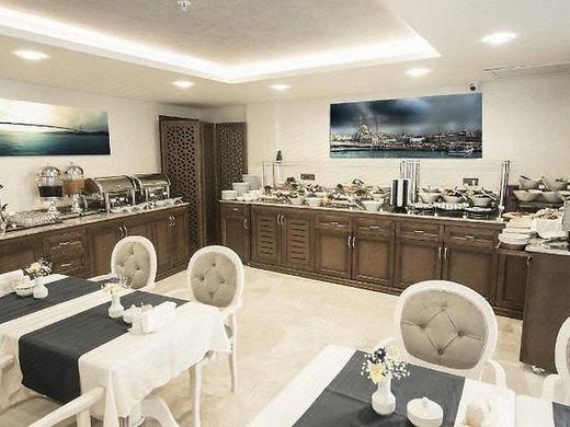 Antusa Palace Hotel & Spa