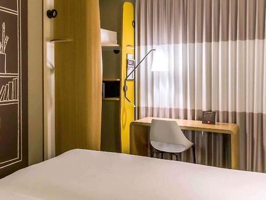 ibis Amsterdam City West