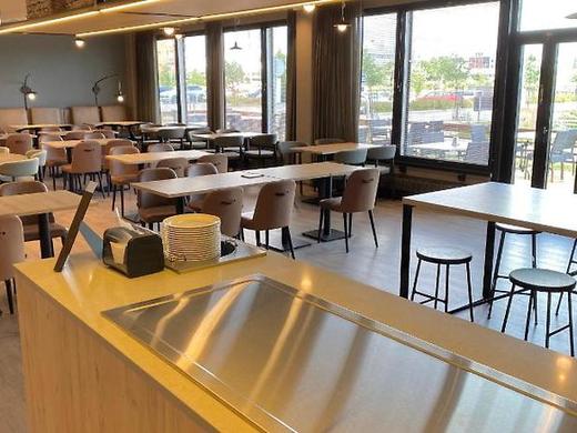 Airport Hotel Bonus Inn