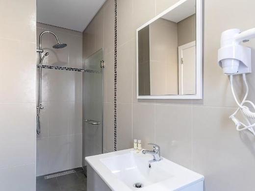 Silver Seahorse Garden Retreat