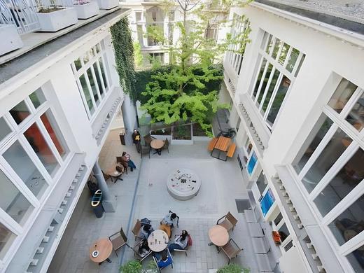 Gîte d'Etape-Auberge de Jeunesse Jacques Brel