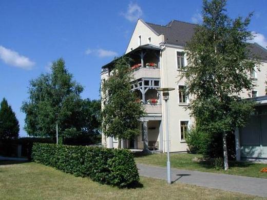 Rügener Ferienhäuser am Hochufer