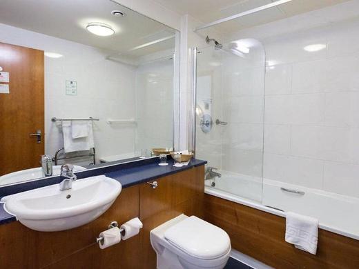 Wembley International Hotel