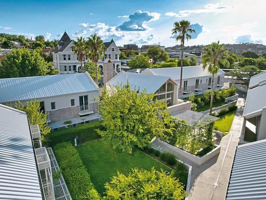 Windhoek Luxury Suites