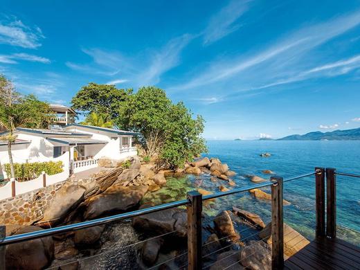 Anse Soleil Beachcomber