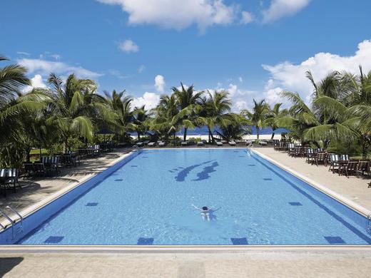 Hulhule Island Hotel