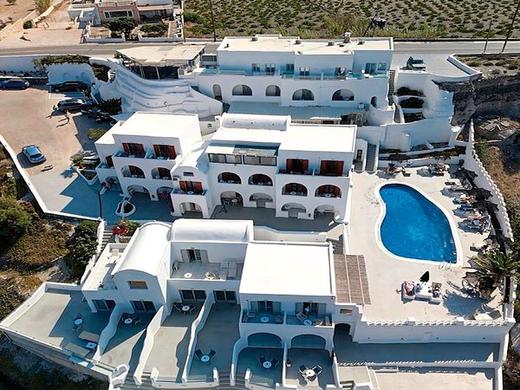 Santorini View Hotel by Highlight