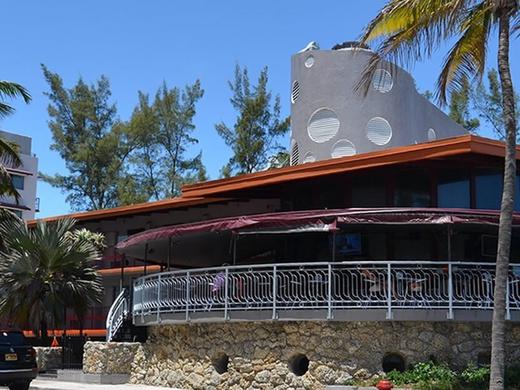 Sea Club Resort