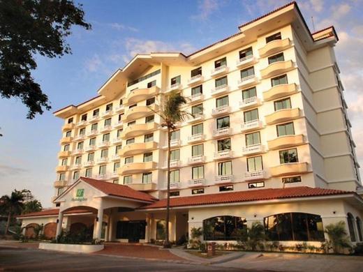 Holiday Inn at the Panama Canal