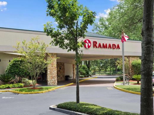 Ramada Jacksonville Hotel & Conference Center