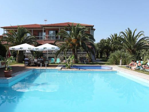 Hanioti Village Resort