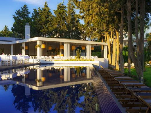 Liv Hotel By Bellazure