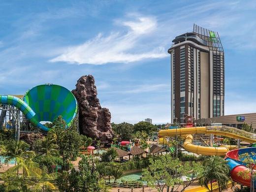 Holiday Inn Resort Vana Nava