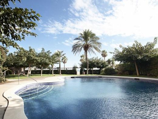 Prestige Victoria & Spa