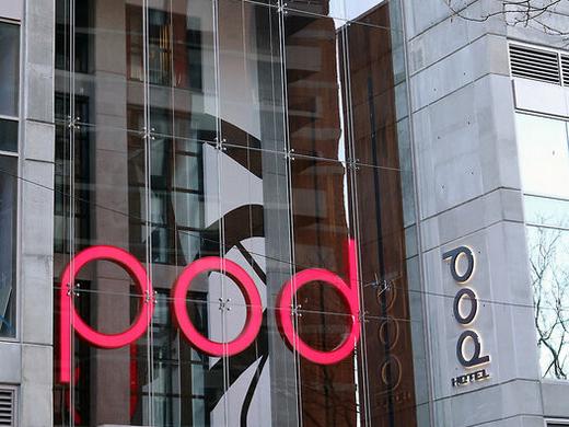 Pod Times Square