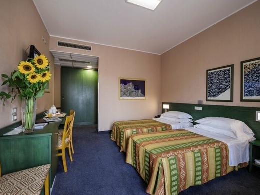 Best Western Mediterraneo