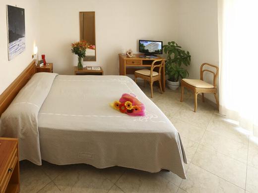 Joli Park Hotel - Caroli Hotels