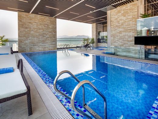 Emerald Bay Hotel & Spa