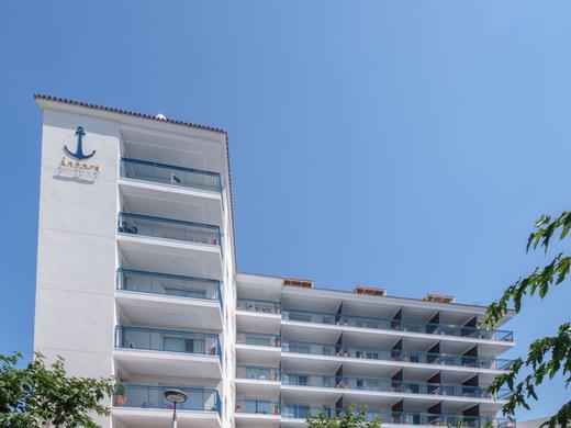 Ancora La Siesta Apartments